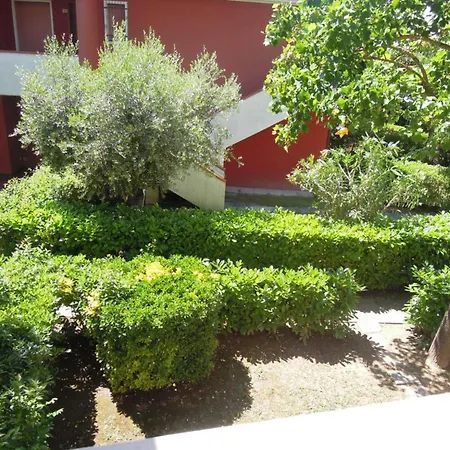 Appartamento Cozy Flat In A With Two Pools - Beahost